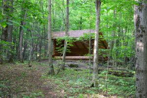 Bully Hill Lean-to